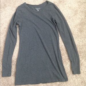 The Limited Charcoal Grey Long Perfect Tee Size XS